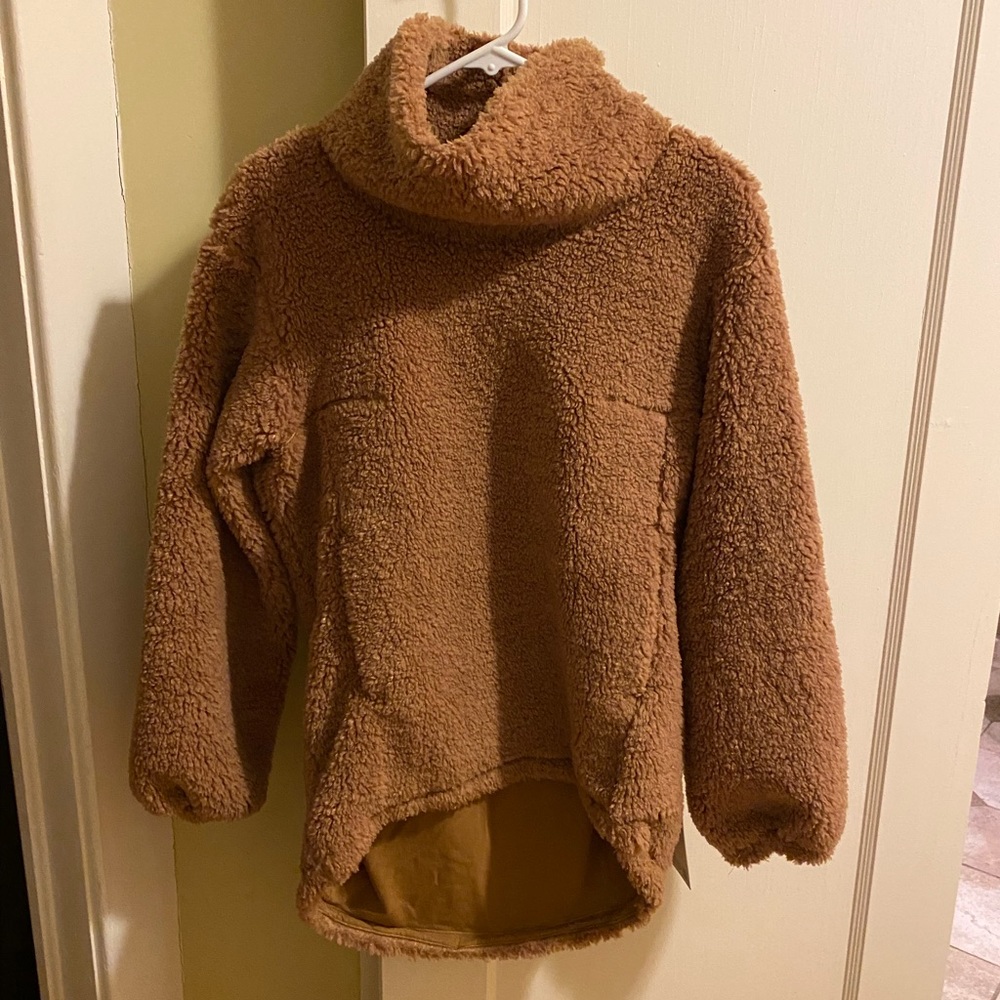 Lululemon warmth restore long pullover